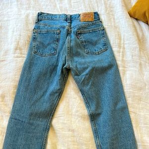 Vintage Levi 501s xsmall (size 23/24)
